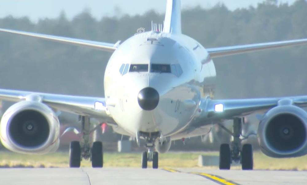 Chiếc P-8A đầu tiên đã được chuyển tới đất Anh từ hồi tháng 10 năm ngoái, tuy nhiên nó được sử dụng vào nhiệm vụ huấn luyện phi công và kỹ thuật viên. Mãi tới đầu tháng 2/2020 vừa rồi mới được chính thức bàn giao cho Không quân Anh. Nguồn ảnh: AirRec.