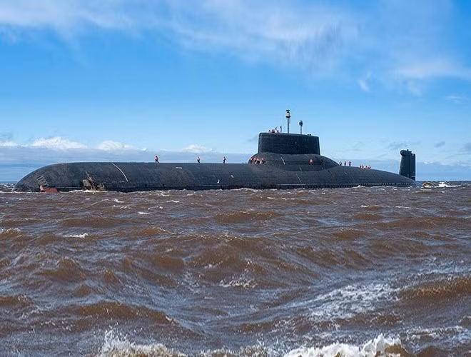 Những ngư lôi này chủ yếu dùng để tấn công tàu khu trục, tàu hộ vệ tên lửa, tàu ngầm cỡ nhỏ và khinh hạm. 2 ống phóng có khả năng bắn loại RPK-7 (SS-N-16 Vodopa) dùng để tấn công các tàu ngầm cỡ lớn và tàu sân bay.