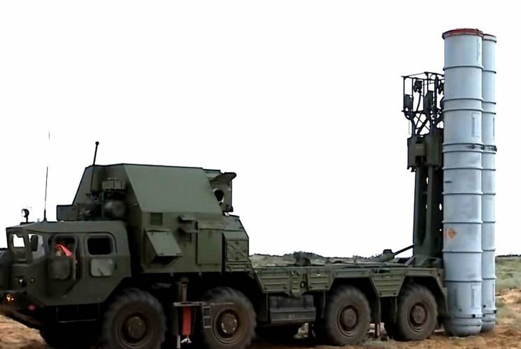 Bên cạnh đó, việc sử dụng các tổ hợp phòng không của Nga chống lại máy bay chiến đấu Israel không chỉ là đơn thuần là vấn đề quân sự và kỹ thuật, mà còn là vấn đề chính trị, khi hai bên vẫn tránh gây tổn tương cho lực lượng vũ trang của nhau.