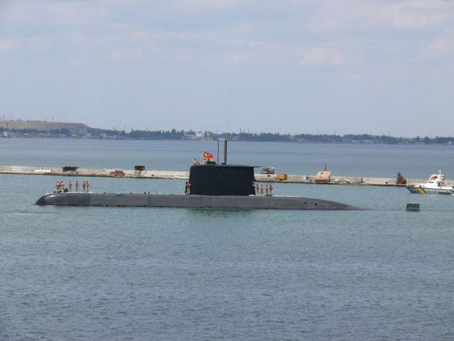 Type 209 là lớp tàu ngầm do Đức thiết kế và sản xuất từ đầu thập niên 70 của thế kỷ trước. Tàu ngầm lớp Type 209 có tổng cộng năm phiên bản, ký hiệu lần lượt là 1100, 1200, 1300, 1400 và 1500. Nguồn ảnh: Pinterest.