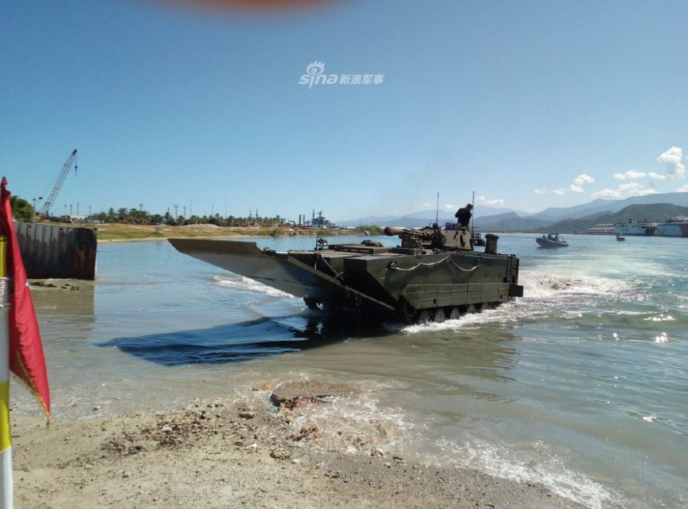 Ngoài ra còn có phiên bản thiết giáp VN-18 - bản xuất khẩu của ZBD-05 cũng do tập đoàn NORINCO sản xuất. Nguồn ảnh: Sina.