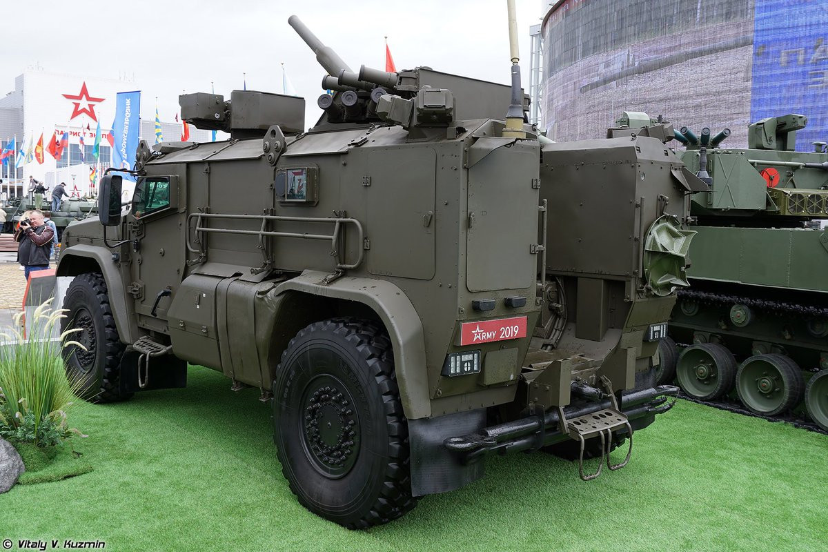 Do có cỡ nòng nhỏ nên tầm bắn của 2S41 tối đa chỉ 6000 mét. Tuy nhiên khẩu cối này có tốc độ bắn khá nhanh, tối đa lên tới 12 viên mỗi phút. Nguồn ảnh: Twitter.