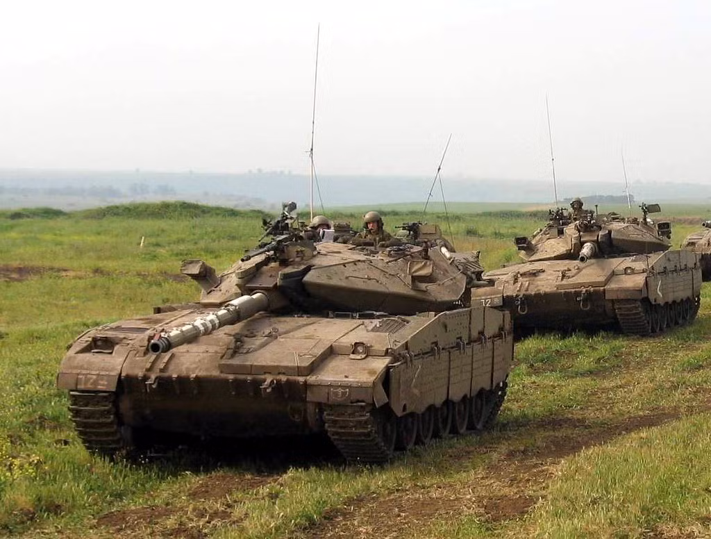 Xe được trang bị một động cơ diesel tua-bô với công suất tối đa lên tới 1500 mã lực kèm theo đó là khả năng mang theo tối đa 48 viên đạn pháo 120mm dự trữ. Nguồn ảnh: BMDP.