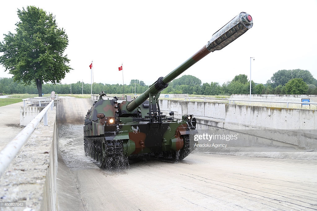 Loại pháo tự hành này hiện đang được Hàn Quốc bán cho hàng chục quốc gia trên thế giới. Thậm chí, Hàn Quốc còn hào phóng cung cấp giấy phép sản xuất nội địa cho nhiều quốc gia như Ấn Độ hay Thổ Nhĩ Kỳ. Nguồn ảnh: QQ.