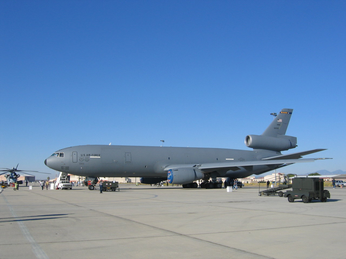 Tổng cộng sẽ có tới 30 chiếc KC-135 cùng KC-10 được cho về hưu trong thời gian từ nay tới năm 2021. Nguồn ảnh: BI.