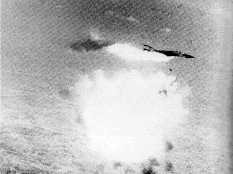 Trong các đợt viện trợ vũ khí các năm 1980, 1981 và 1982, Liên Xô vẫn tiếp tục viện trợ cho Việt Nam trên 1 tỷ USD tiền hàng hoá, vũ khí mỗi năm nhưng càng ngày càng giảm bớt vì mối nguy hại từ Trung Quốc ít dần và bản thân Liên Xô khi này cũng bắt đầu suy yếu. Nguồn ảnh: Forces.