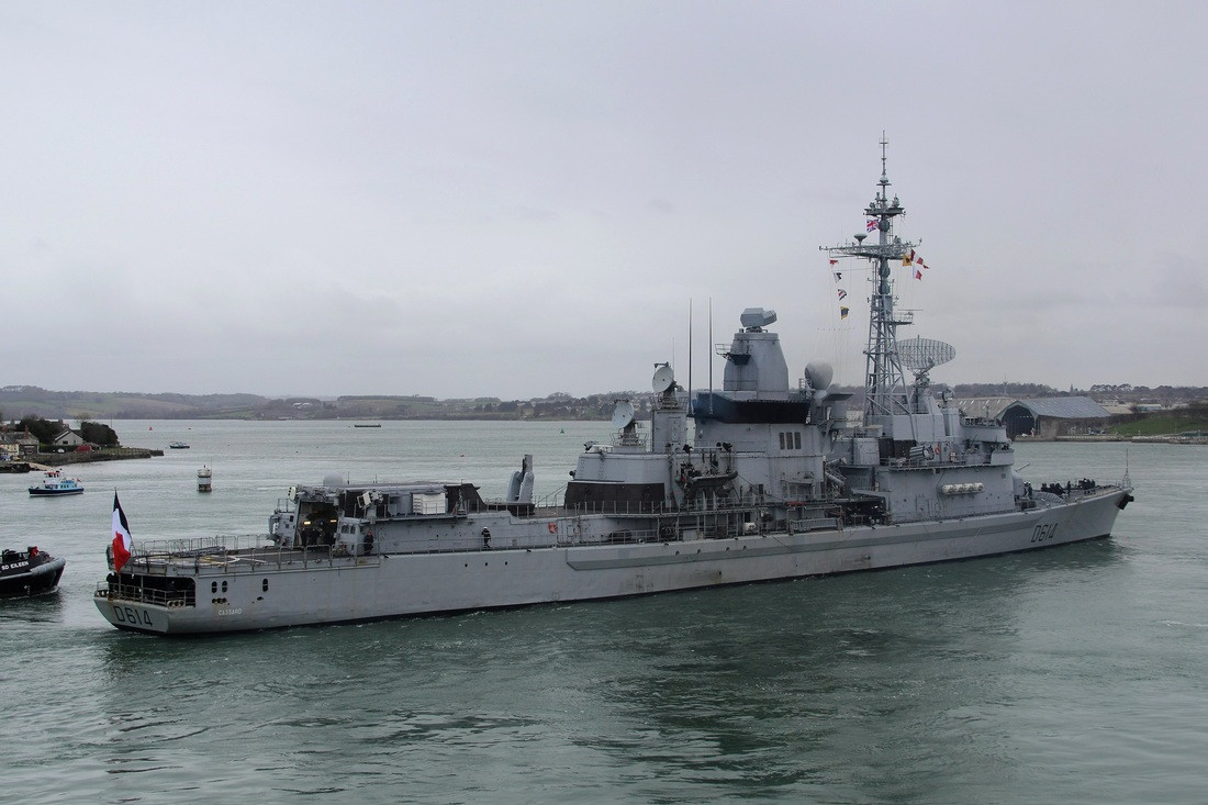 Trong biên chế của Hải quân Pháp hiện tại có một lớp tàu chiến mang tên Cassard. Đây là lớp tàu đã ra đời từ những năm 80 của thế kỷ trước nhưng tới nay vẫn được coi là một loại khinh hạm nguy hiểm. Nguồn ảnh: Pinterest.