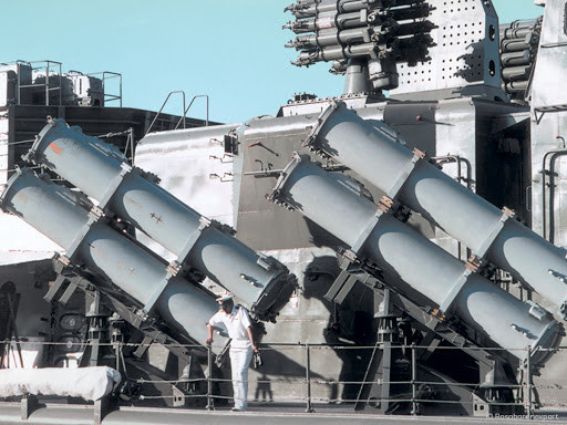 Điều này đồng nghĩa với việc tổ hợp tên lửa KCT-15 của Việt Nam sẽ được trang bị động cơ mới, bổ sung cơ chế dẫn đường bằng vệ tinh, tối ưu hoá quỹ đạo bay, kích thước và đầu đạn không đổi nhưng tầm bay tăng lên tối đa 260 km. Nguồn ảnh: Flickr.