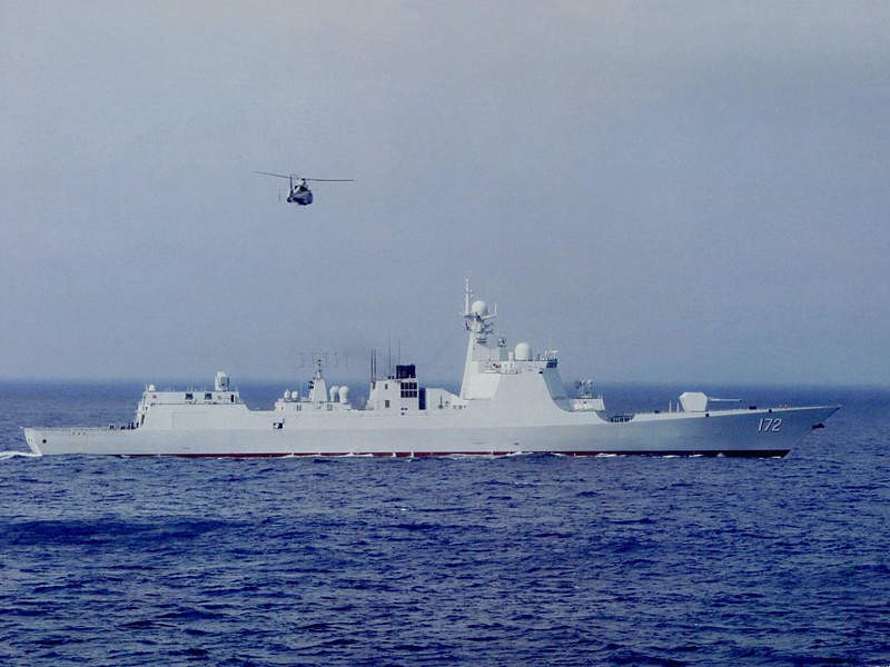 Tính tới tháng 5/2019, Trung Quốc đang vận hành 11 tàu khu trục hạm Type 052D trong biên chế - có nghĩa là từ khi ra đời chiếc đầu tiên vào năm 2014, mỗi năm Trung Quốc hạ thuỷ hai khu trục hạm loại này - tốc độ nhanh chưa từng có. Nguồn ảnh: QQ.