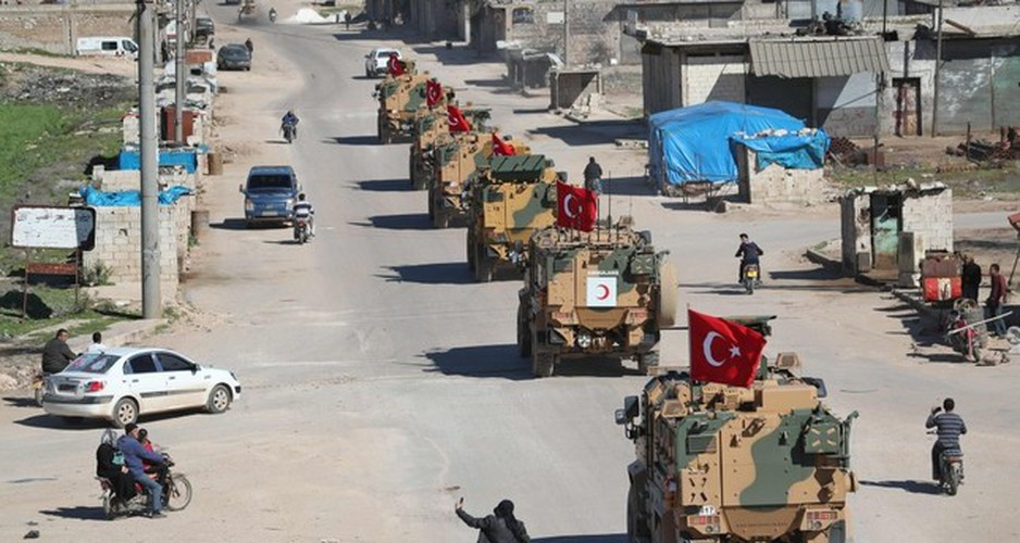 "Syria đang bị suy yếu nghiêm trọng bởi chiến tranh, tuy nhiên ngay cả tiềm lực hiện có cũng đủ để dạy cho đối phương một bài học rất nghiêm túc nếu họ cố gắng xâm chiếm đất nước", một chuyên gia Nga đến từ trang Avia lưu ý.