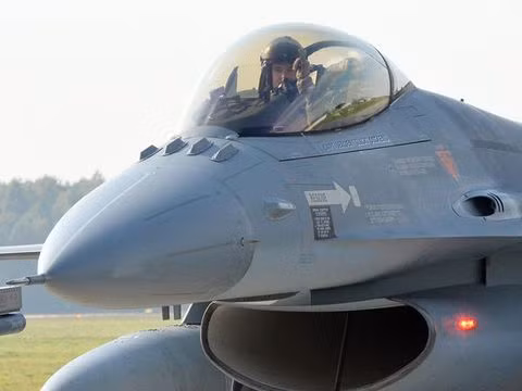 Bài đánh giá xuất hiện và thu hút được rất nhiều sự chú ý ở Ba Lan, nhất là sau khi Bộ trưởng Quốc phòng Ba Lan đã từ chối đưa ra bình luận khi được các phóng viên hỏi về tình trạng của lực lượng không quân hiện nay. Nguồn ảnh: Pinterest.