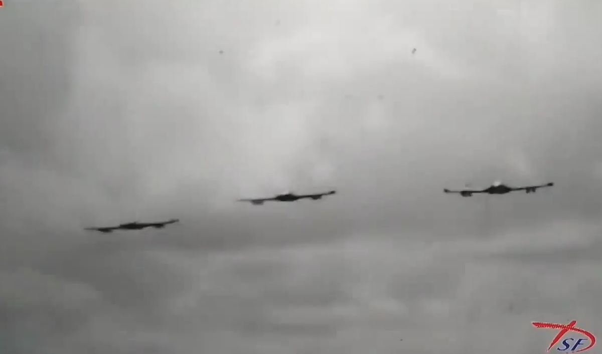 Trong thời gian từ năm 1977 tới năm 1979, các máy bay ném bom A-37 của Sư đoàn Không quân B-72 đã góp phần vào việc giải phóng nhân dân Campuchia khỏi nạn diệt chủng. Nguồn ảnh: TL.