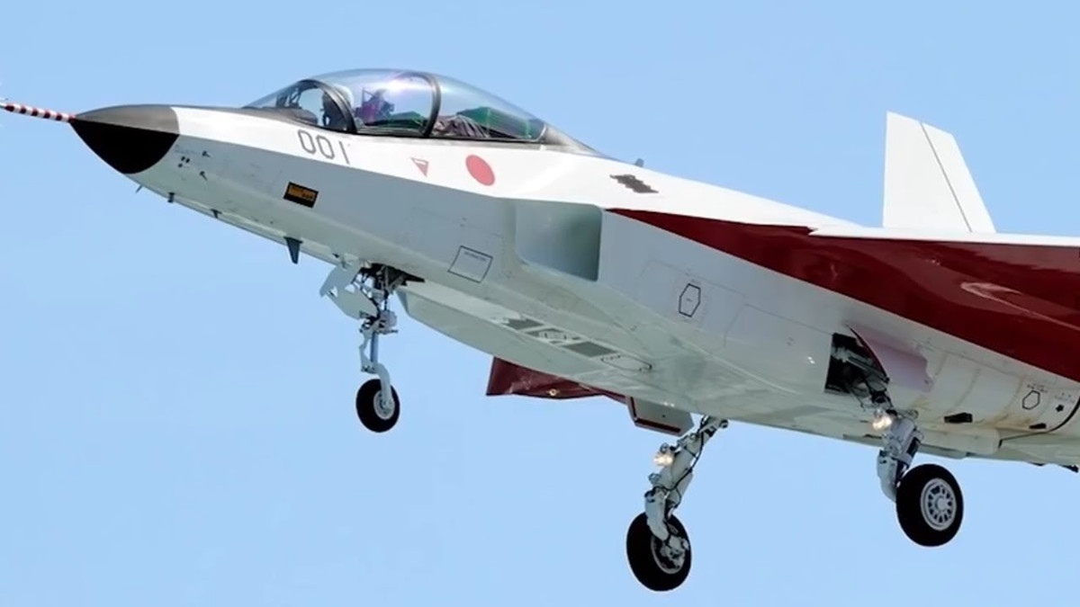 X-2 Shinshin bắt đầu được Nhật Bản bắt tay vào thiết kế và chế tạo sau khi Mỹ từ chối bán cho quốc gia này tiêm kích F-22 Raptor vì quốc hội Mỹ cấm Lockheed Martin xuất khẩu loại chiến đấu cơ thế hệ năm hiện đại này. Nguồn ảnh: Jetphoto.