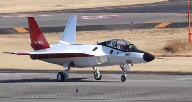 Vậy nên hoàn toàn có thể coi X-2 Shinshin là loại chiến đấu cơ bước đệm để Nhật Bản có thể "thoát Mỹ" về mặt trang bị vũ khí - nhất là những loại vũ khí hiện đại, đắt đỏ như tiêm kích thế hệ năm. Nguồn ảnh: Jetphoto.