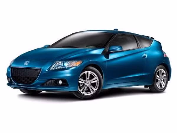 Xe nên tránh của Honda: CR-Z EX (MT). Mẫu hybrid 2 chỗ này có thiết kế không quá hấp dẫn và cũng không thật tiết kiệm nếu so với các đối thủ. 