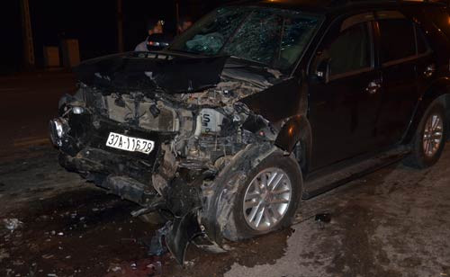 Tai nan kinh hoang trong dem, 7 nguòi nguy kịch-Hinh-2