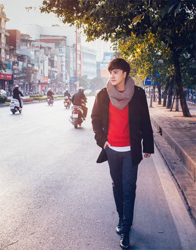 Thiên Anh cho biết vẫn giữ ước mơ làm nghệ thuật, nhưng để thực hiện ước mơ đó, anh cũng cần có tiền và kinh doanh mỹ phẩm là một cách giúp kiếm thêm thu nhập để thực hiện dự định.