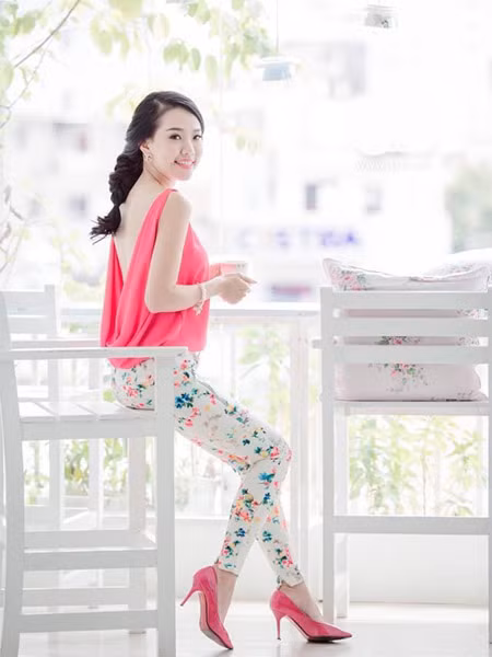 Gái xinh Sài thành kiém 150 triẹu dòng mọt tháng-Hinh-12