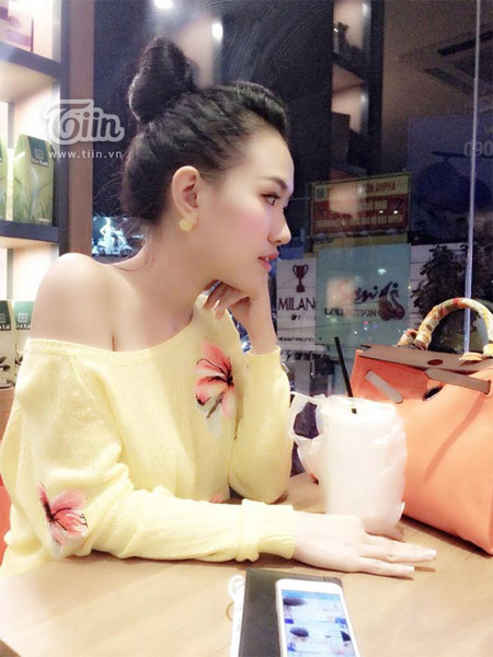 Gái xinh Sài thành kiém 150 triẹu dòng mọt tháng-Hinh-7