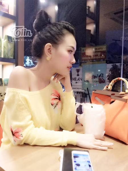 Gái xinh Sài thành kiém 150 triẹu dòng mọt tháng-Hinh-7