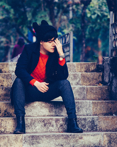 Chàng Kim Tan Việt Nam chia sẻ, anh sống tự lập, hơi khép kín nên ít chia sẻ với ai.