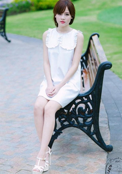 Bắt đầu đi du học từ năm cấp 3, cho đến nay, Trang đã xa nhà được 5 năm. Vì thương con gái ở xa, bố mẹ đã tạo điều kiện cho cô về thăm nhà mỗi năm 2 lần vào dịp nghỉ hè và lễ Giáng sinh. 