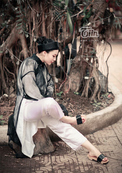 Hot girl Tuyên Quang này từng đạt nhiều giải thưởng ca hát như: giải Nhất đơn ca cuộc thi Tiếng hát trẻ Tuyên Quang năm 2005; giải Nhất đơn ca cuộc thi Văn hóa Du lịch Thể thao TP Hà Giang năm 2011, 2012;…