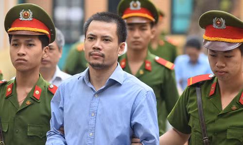 Diem nong 24h: Bi thu bi khien trach vu Trinh Xuan Thanh xin nghi huu-Hinh-7