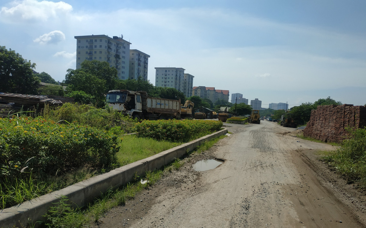 Đến nay, 18 năm thi công nhưng tuyến đường vẫn ngổn ngang