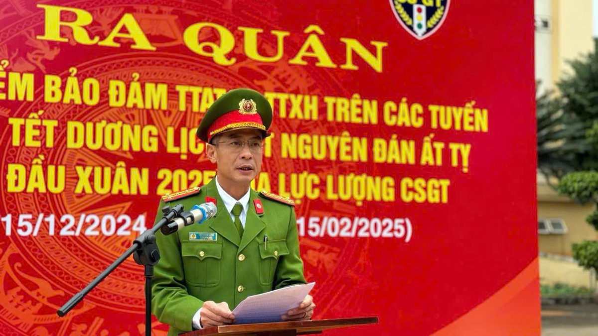 Đắk Lắk: Ra quân cao điểm bảo đảm TT-ATGT dịp lễ, tết 2025 - Hình 4 Dak Lak: Ra quan cao diem bao dam TT-ATGT dip le, tet 2025-Hinh-4