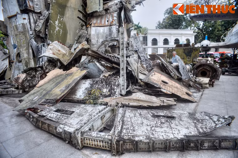 Đây là nơi quy tụ rất nhiều xác máy bay của Pháp, Mỹ bị các lực lượng vũ trang nhân dân Việt Nam bắn rơi trong kháng chiến chống Pháp (1945-1954) và trong cuộc chiến đấu chống chiến tranh phá hoại miền Bắc Việt Nam của đế quốc Mỹ (1964-1973).