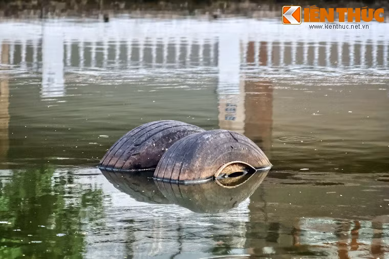 Một trang sử đã khép, và những gì còn lại chỉ còn là hai từ "bình yên".