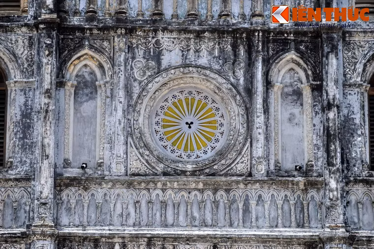 Một số hình ảnh khác về các chi tiết kiến trúc của nhà thờ Mằng Lăng.