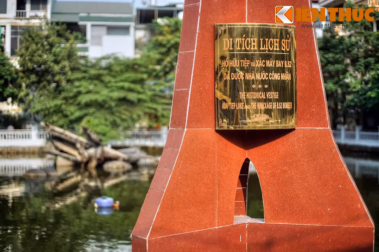 Một bia chiến thắng đã được dựng lên trong lòng hồ Hữu Tiệp để ghi nhớ sự kiện lịch sử xảy ra năm 1972.