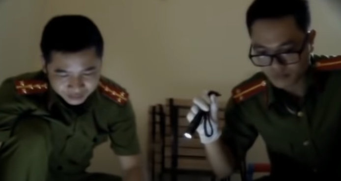 Nhận định đây là vụ giết người và cướp tài sản đặc biệt nghiêm trọng, Giám đốc Công an tỉnh Ninh Bình đã chỉ đạo lực lượng phá án phải chú ý khám nghiệm từng chi tiết nhỏ, đồng thời thu thập tài liệu chứng cứ từ các mối quan hệ của nạn nhân.