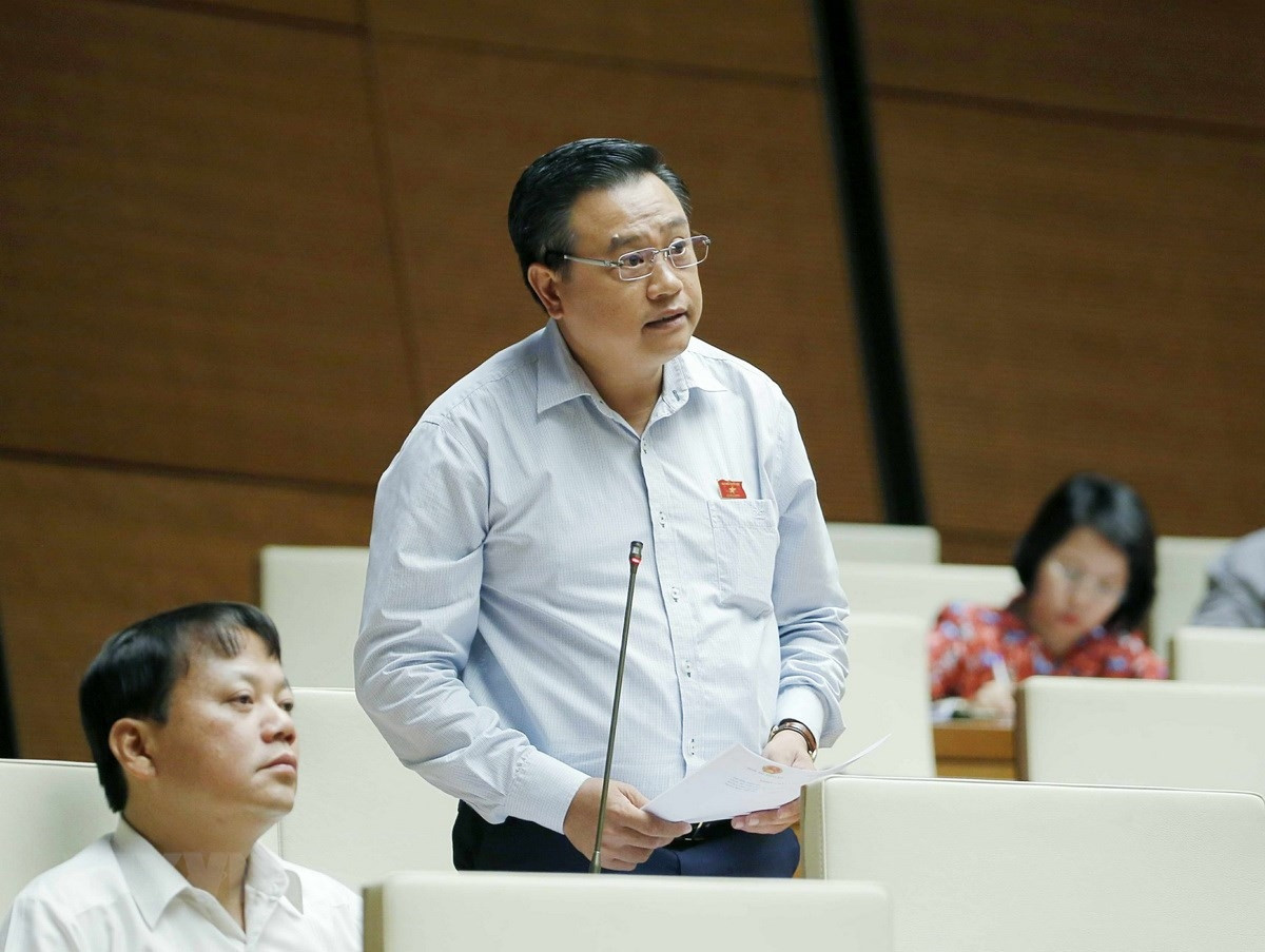 Từ 6/2012 - 2/2015 : Bí thư Tỉnh ủy Bắc Giang.