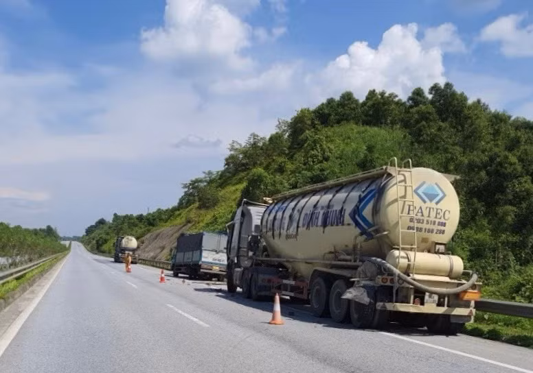 Yen Bai: Dung o lan khan cap, lai xe dau keo bi dam tu vong