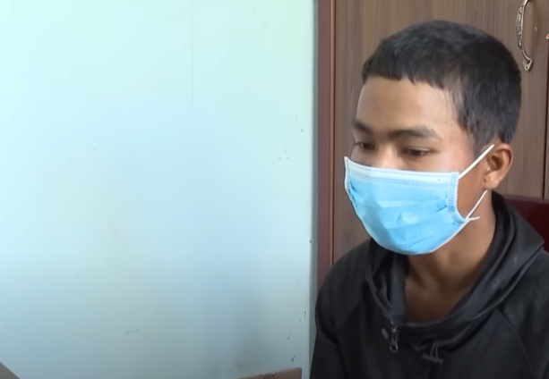 Tiếp xúc ban đầu, Giang tỏ ra lầm lỳ, ít nói, lảng tránh câu hỏi, ánh mắt của Điều tra viên. Qua nhiều giờ đấu trí căng thẳng, trước những lập luận sắc bén và chứng cứ không thể chối cãi, đến chiều 28/3/2022, Rah Lan Giang đã cúi đầu nhận tội.