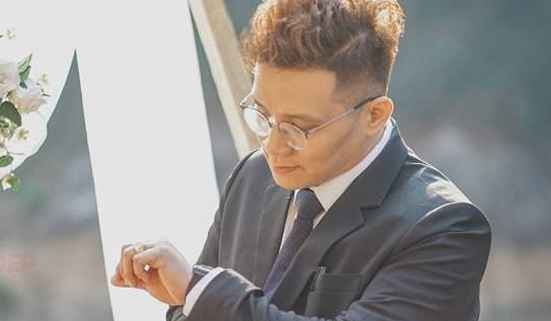 Nhâm Hoàng Khang khai rằng đã lấy danh sách 85 tài khoản người đang dùng, đăng tải một số hình ảnh lên trang web của báo điện tử VOV… Bà Phượng xác định không bị thiệt hại và không tố cáo Khang. 