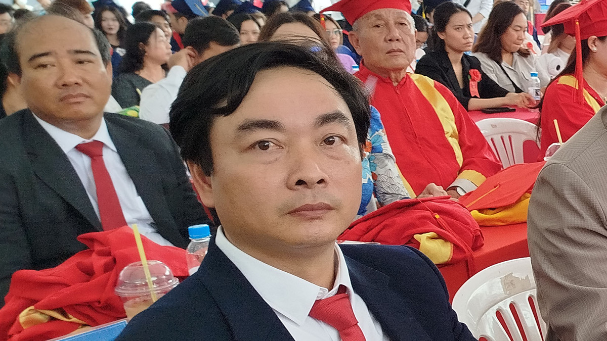 Soi dong ngay hoi viec lam tai truong Cao dang Bach Khoa Sai Gon-Hinh-5