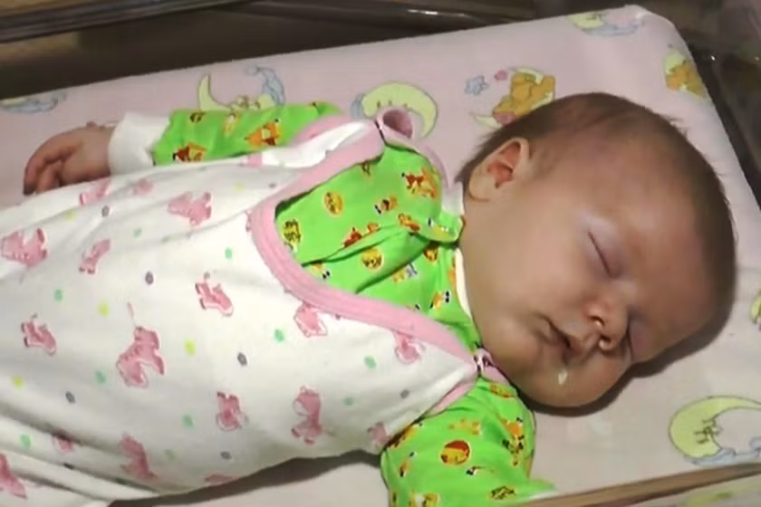 Nhân viên y tế cho biết, chính chú mèo đã kịp thời sưởi ấm cho cậu bé, nếu không thật khó có thể tưởng tượng điều gì sẽ xảy ra cho em.