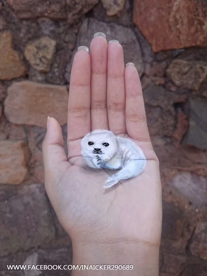 Iantha đã có khá nhiều bức vẽ siêu thực, phần lớn trong số đó là tranh 3D về động vật.