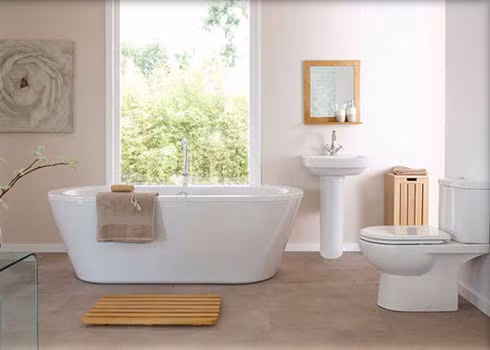 Một trong những khám phá gây sốc liên quan đến nước là ⅔ lượng nước được sử dụng trong một gia đình là dùng trong nhà tắm.