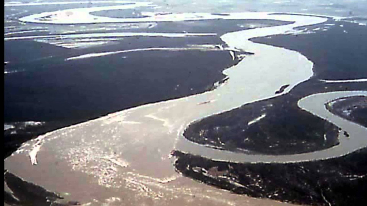 Trận động đất diễn ra ngày 16/12/1811 khiến sông Mississippi (dài 3.770km và lớn nhất Bắc Mỹ) chảy ngược.