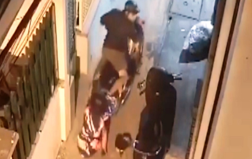 Bat ten cuop giat vi, dap nga co gai o TP HCM-Hinh-3