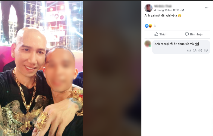 Nhiều người vào chúc mừng vì tưởng Phú Lê đã "ra trại".