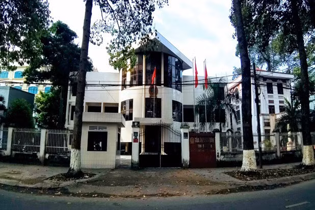 Bi con do “khung bo”, bi hai bao cong an bong dung thanh bi cao