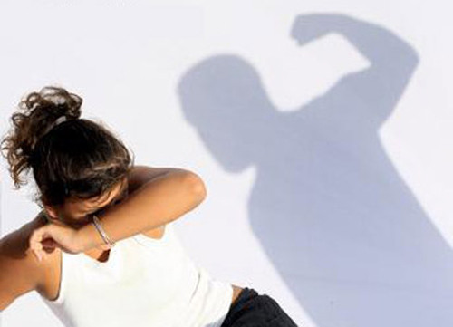 Nạn nhân của bạo hành. Ước tính, trên thế giới có khoảng 180 thanh thiếu niên chết do bị bạo hành mỗi ngày. Họ có thể là nạn nhân của kẻ say rượu, người dùng súng hoặc bị lạm dụng tình dục.