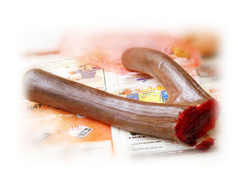 Việc dùng thật nhiều nhung để tẩm bổ cũng không có lợi. Các chuyên gia khuyên chỉ dùng chúng khi thực sự cần thiết, ngưng sau 2 - 3 tuần vì dùng lâu.