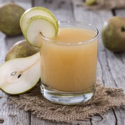 Phân tích kỹ hơn, giới chuyên gia nhận thấy một ly nước ép lê giúp giảm tới 21% nguy cơ nôn ọe vì rượu cồn.